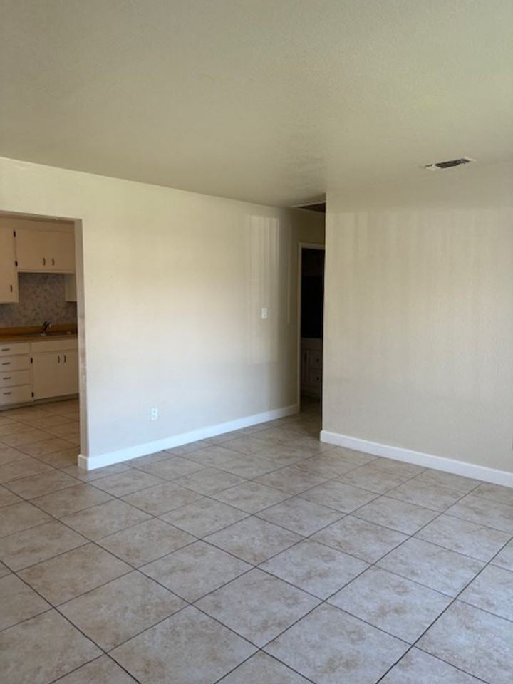 2921 Alene Ave - Photo 4 of 50