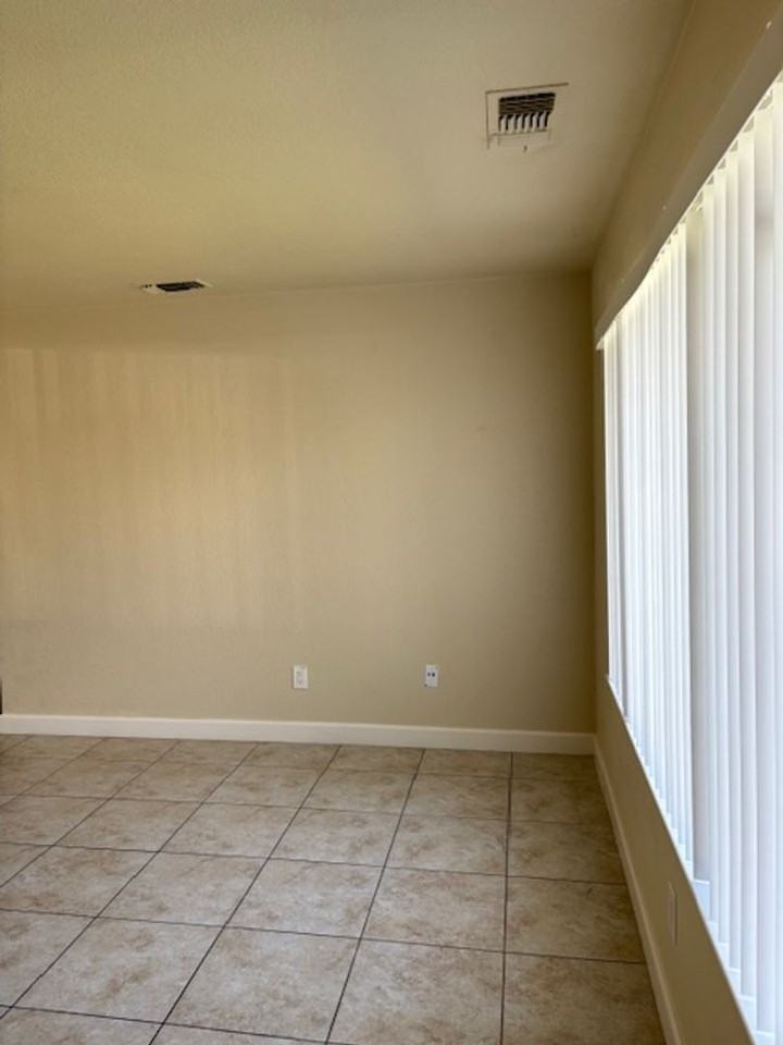 2921 Alene Ave - Photo 5 of 50