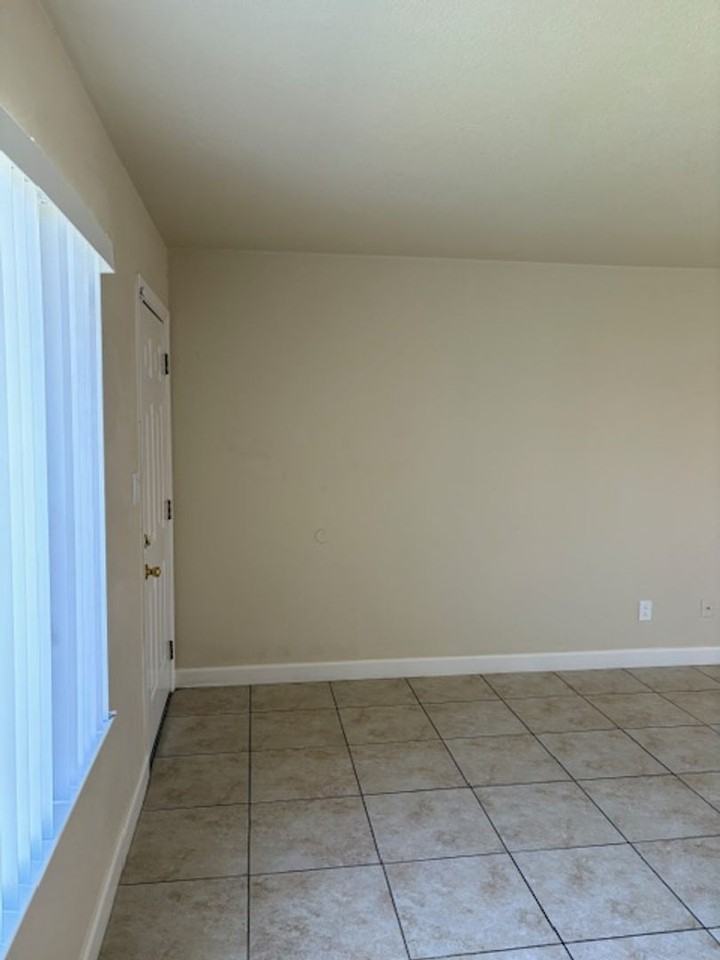 2921 Alene Ave - Photo 7 of 50