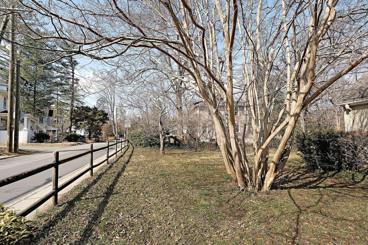 2614 Jefferson Park Ave - Photo 2 of 24