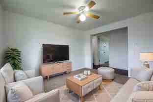 5604 S. 36th Street - Photo 1 of 1