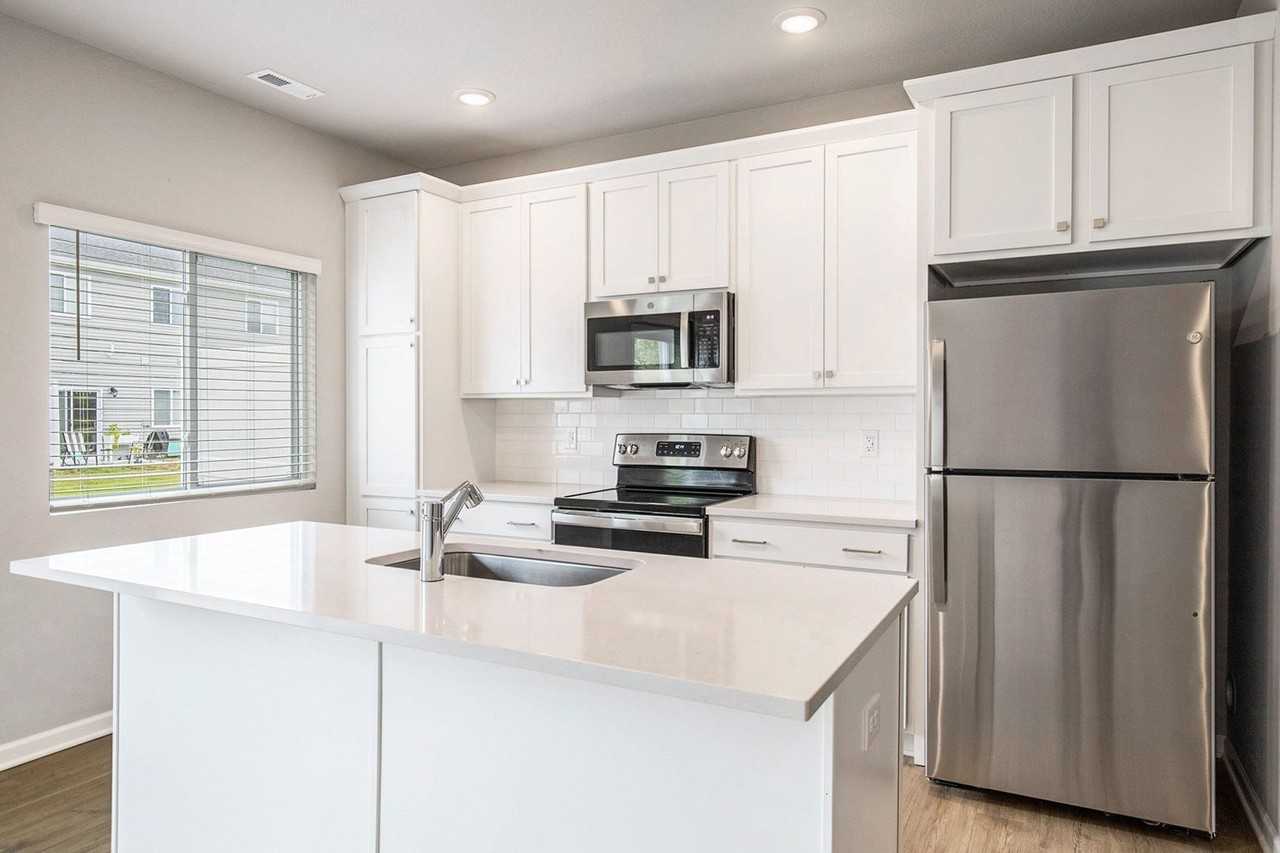 3031 S Sedge Wren Dr Sw - Photo 3 of 23