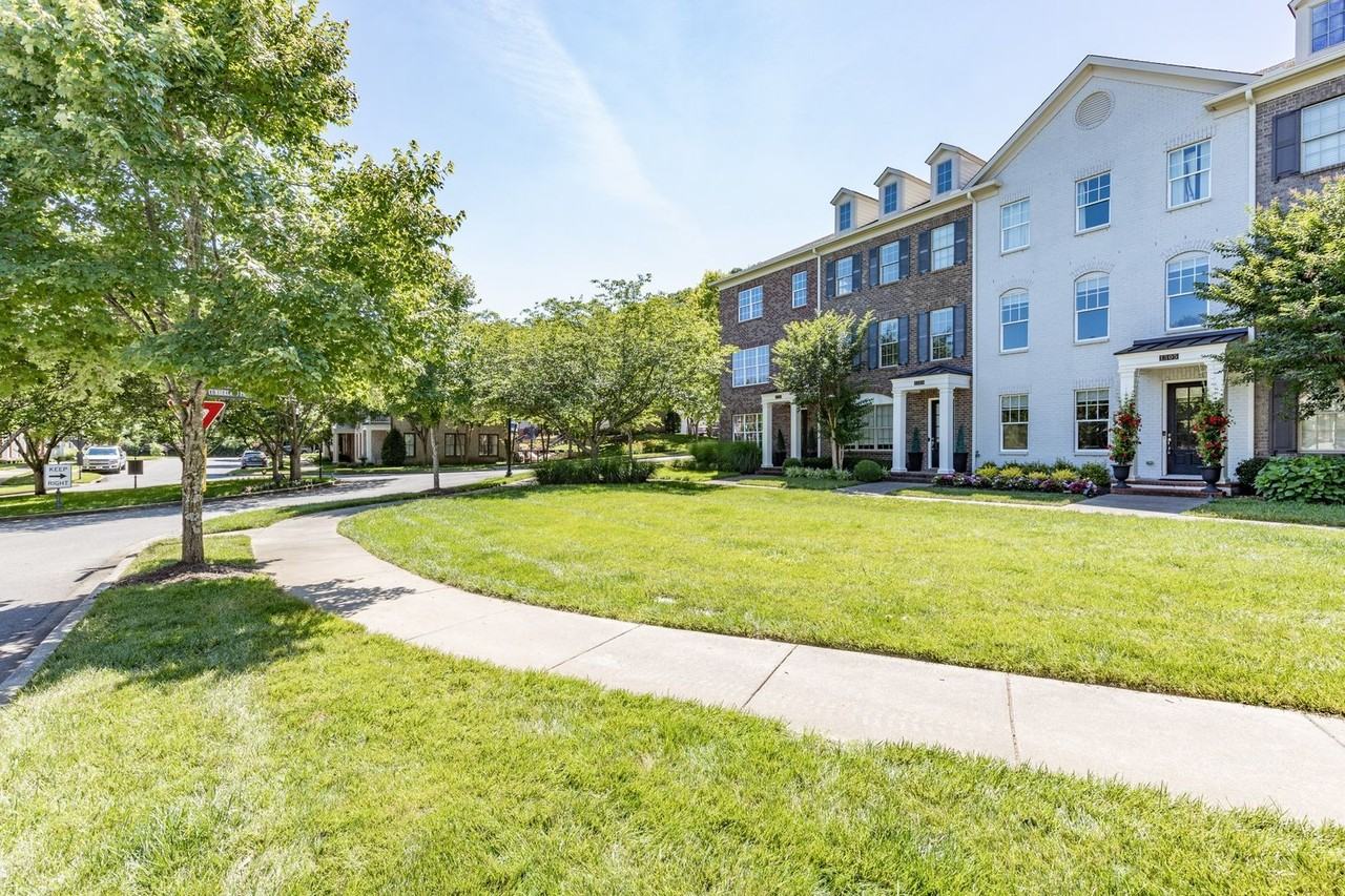 1301 Moher Blvd - Photo 3 of 34