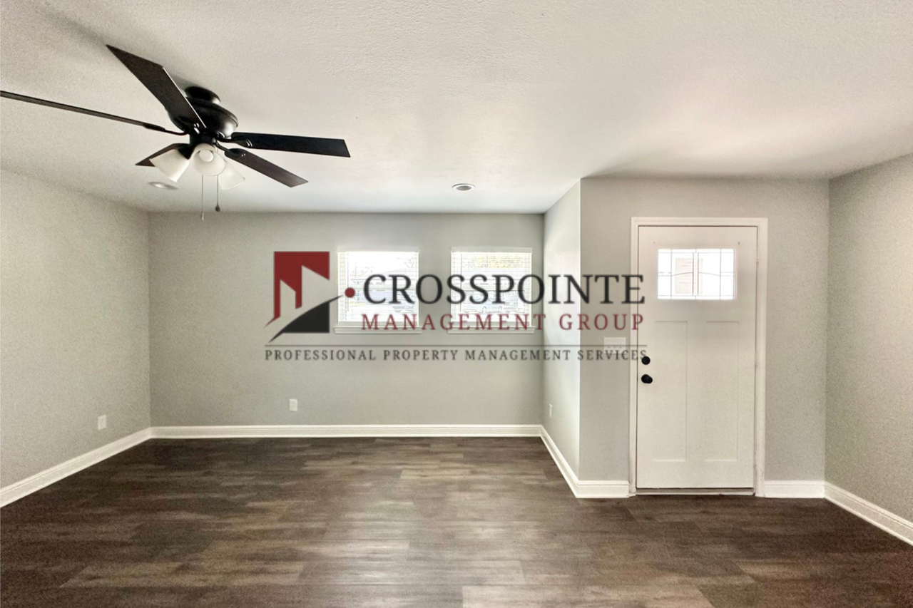 300 Pecan St - Photo 7 of 20