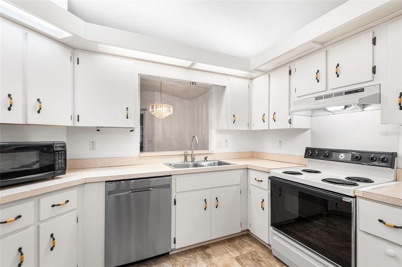 8297 Sw 108th Loop - Photo 6 of 14