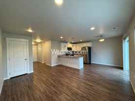10317-10319 Maxwell Ln - Photo 1 of 1