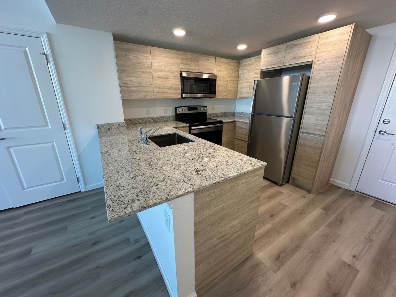 1220 Southstation Pl #2-311 - Photo 6 of 34