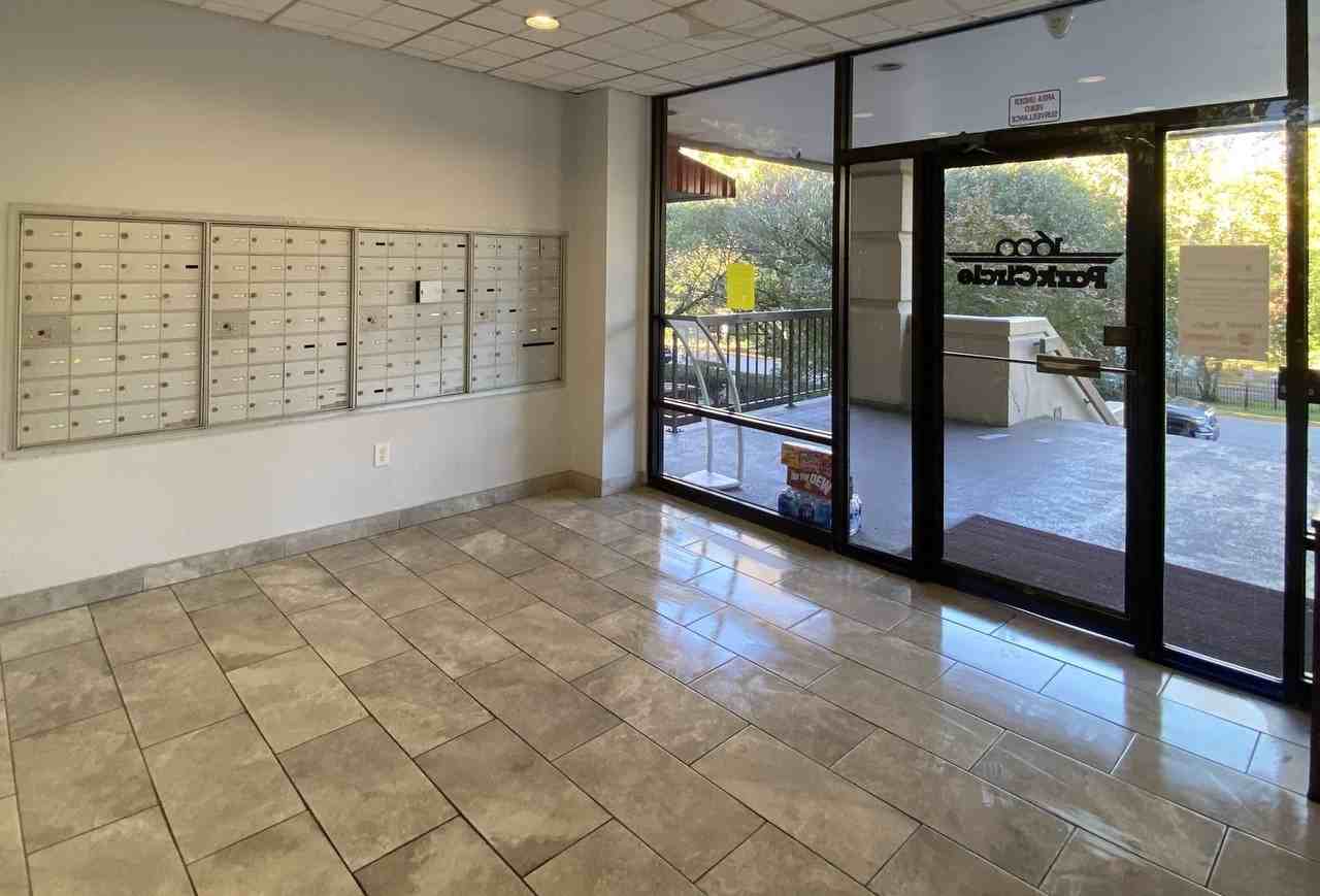 1600 Park Cir #714 - Photo 4 of 15