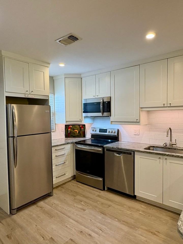 974 Nw Spruce Ridge Dr - Photo 3 of 13