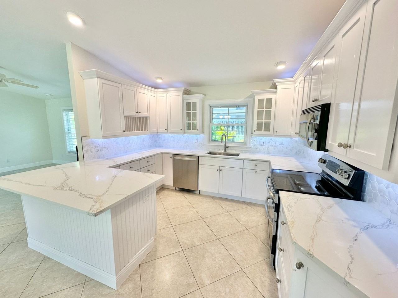 1306 28th Ave N - Photo 3 of 7