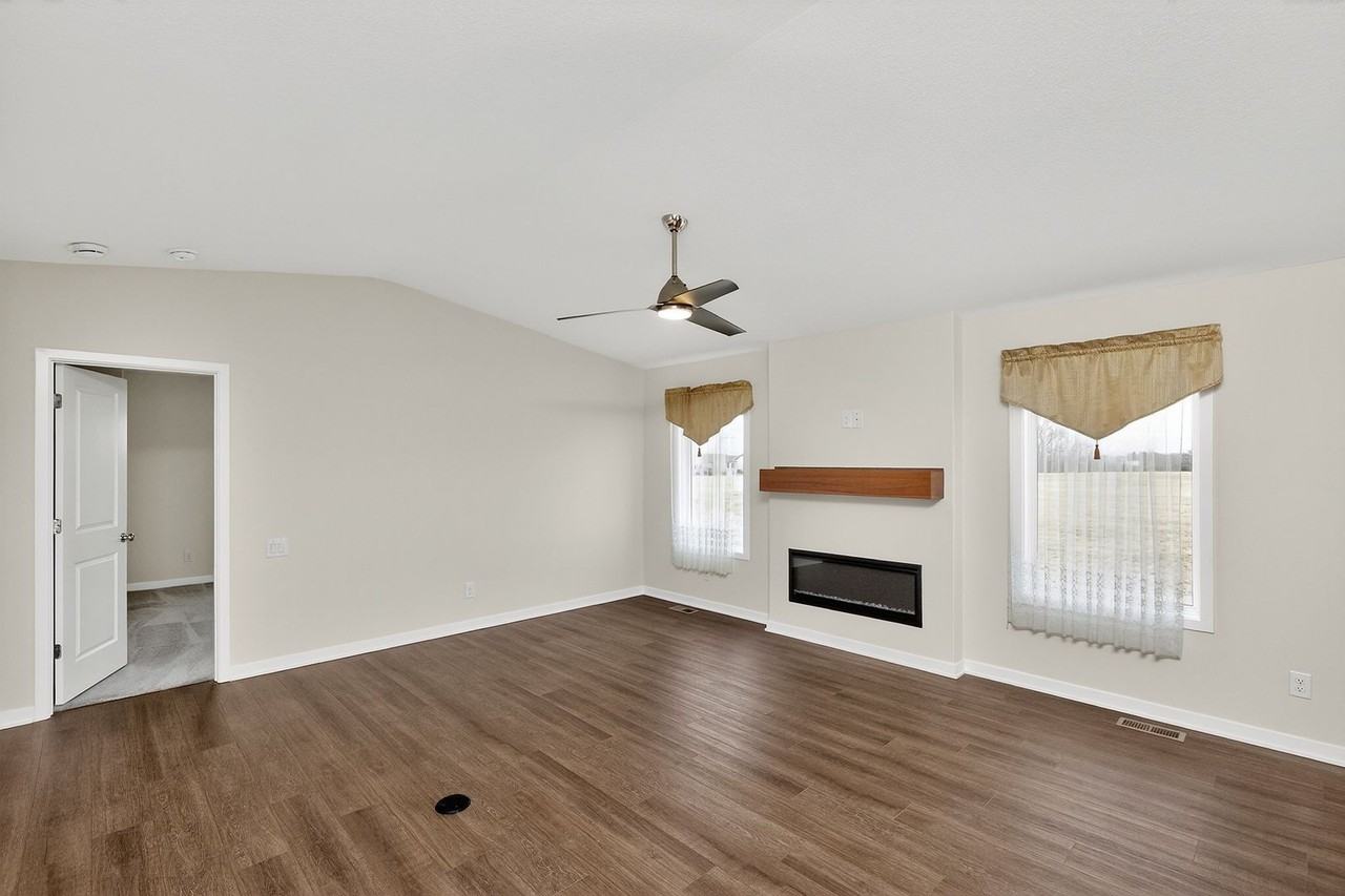 3261 Brook Landing Ct - Photo 4 of 30