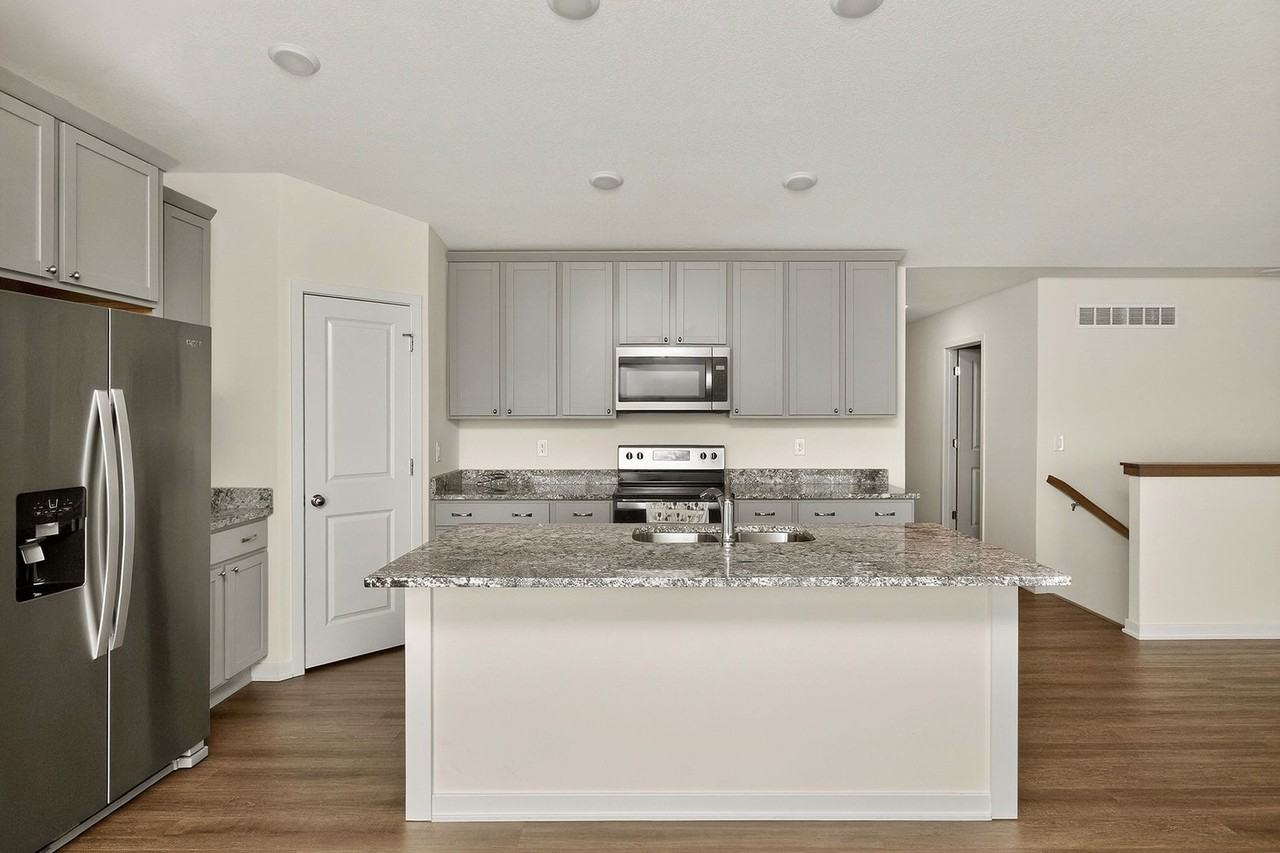 3261 Brook Landing Ct - Photo 6 of 30