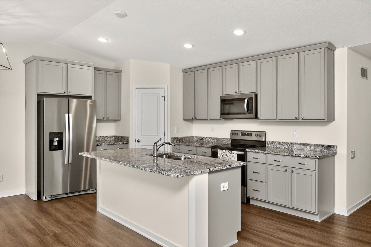 3261 Brook Landing Ct - Photo 7 of 30