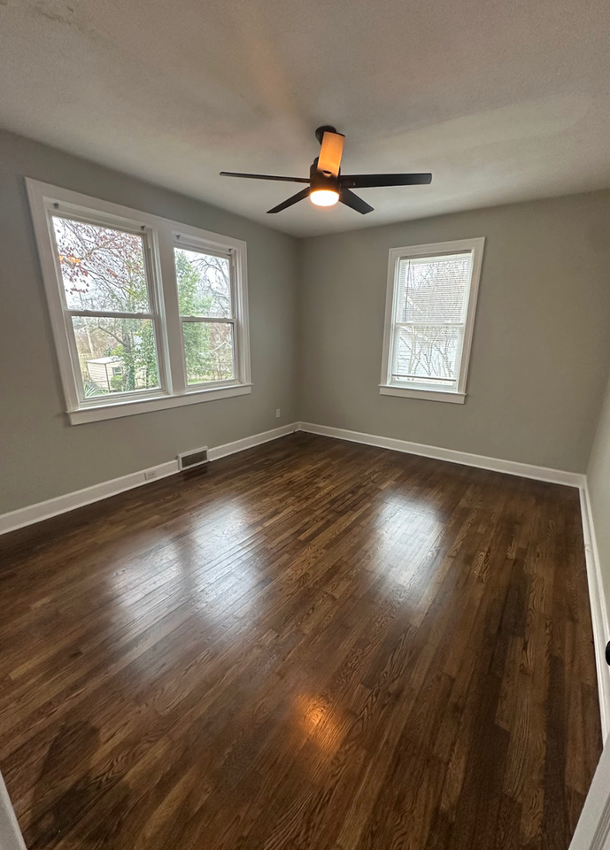 1211 N Nashville Ave - Photo 5 of 32