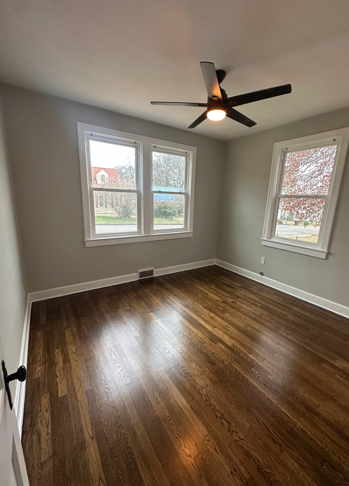 1211 N Nashville Ave - Photo 6 of 32