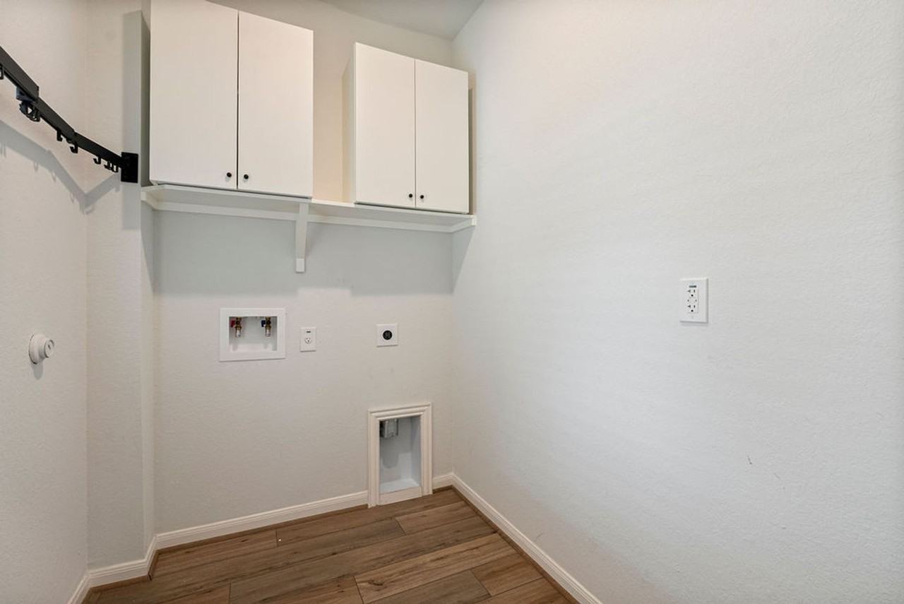 302 Timber Brook Dr - Photo 7 of 18