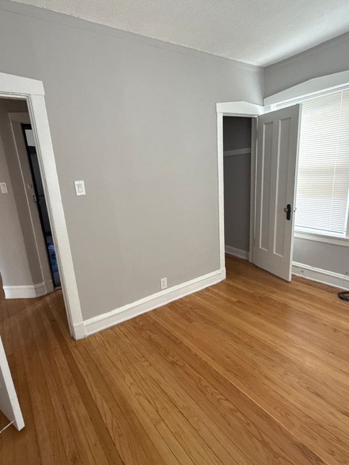 6619 6619 S. Greenwood Ave - 6619 - 2A #2A - Photo 3 of 9