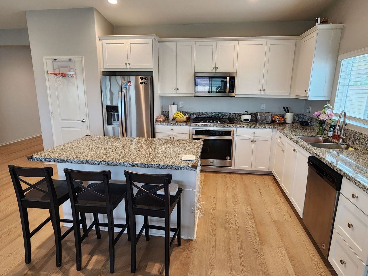 30690 Hawkscrest Dr - Photo 5 of 17