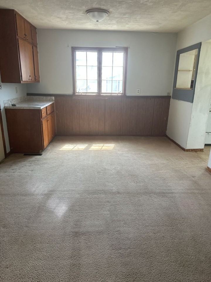 919 S 20th St - Photo 7 of 13