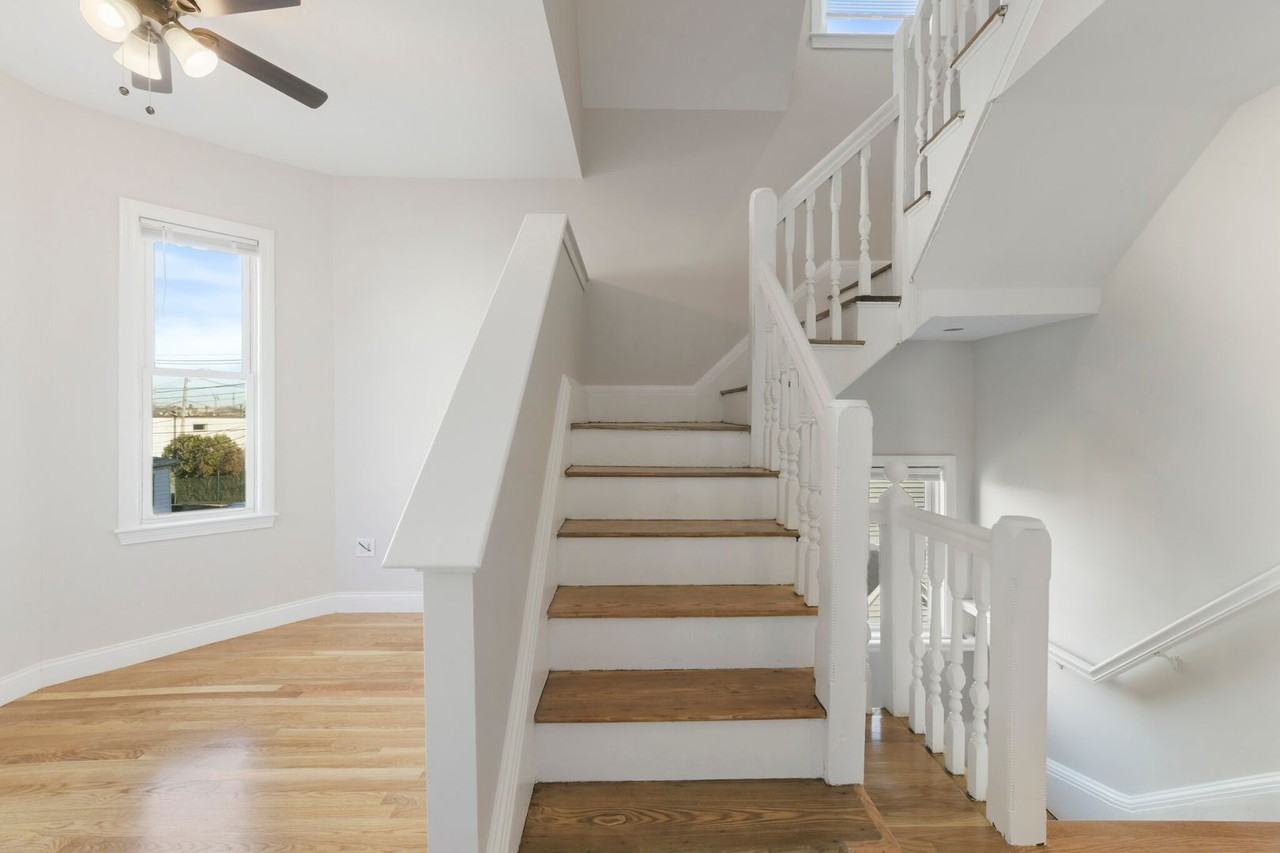 3 Benson St - Photo 7 of 25