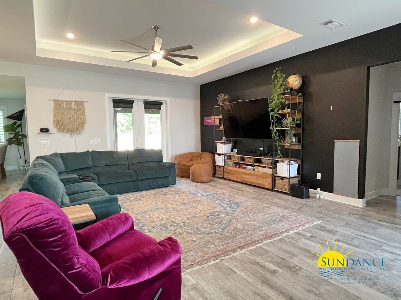 1985 Fontainebleau Ct - Photo 2 of 42