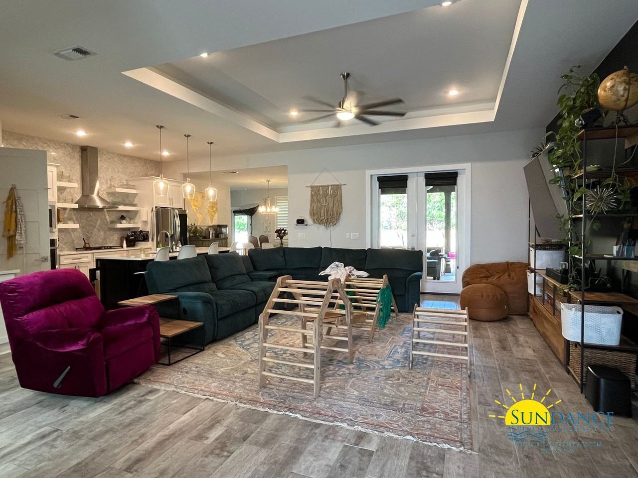 1985 Fontainebleau Ct - Photo 3 of 42