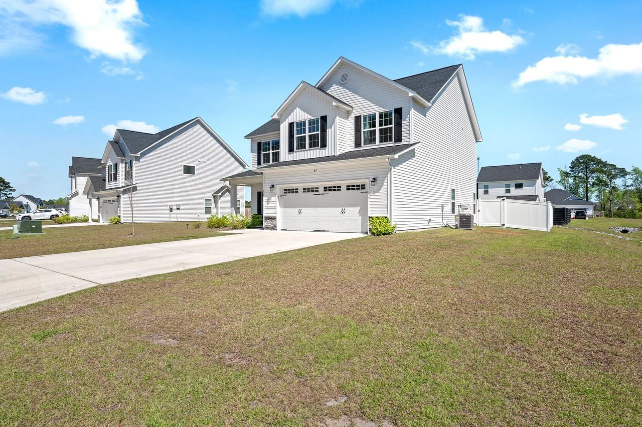 227 Lookout Ln - Photo 2 of 41