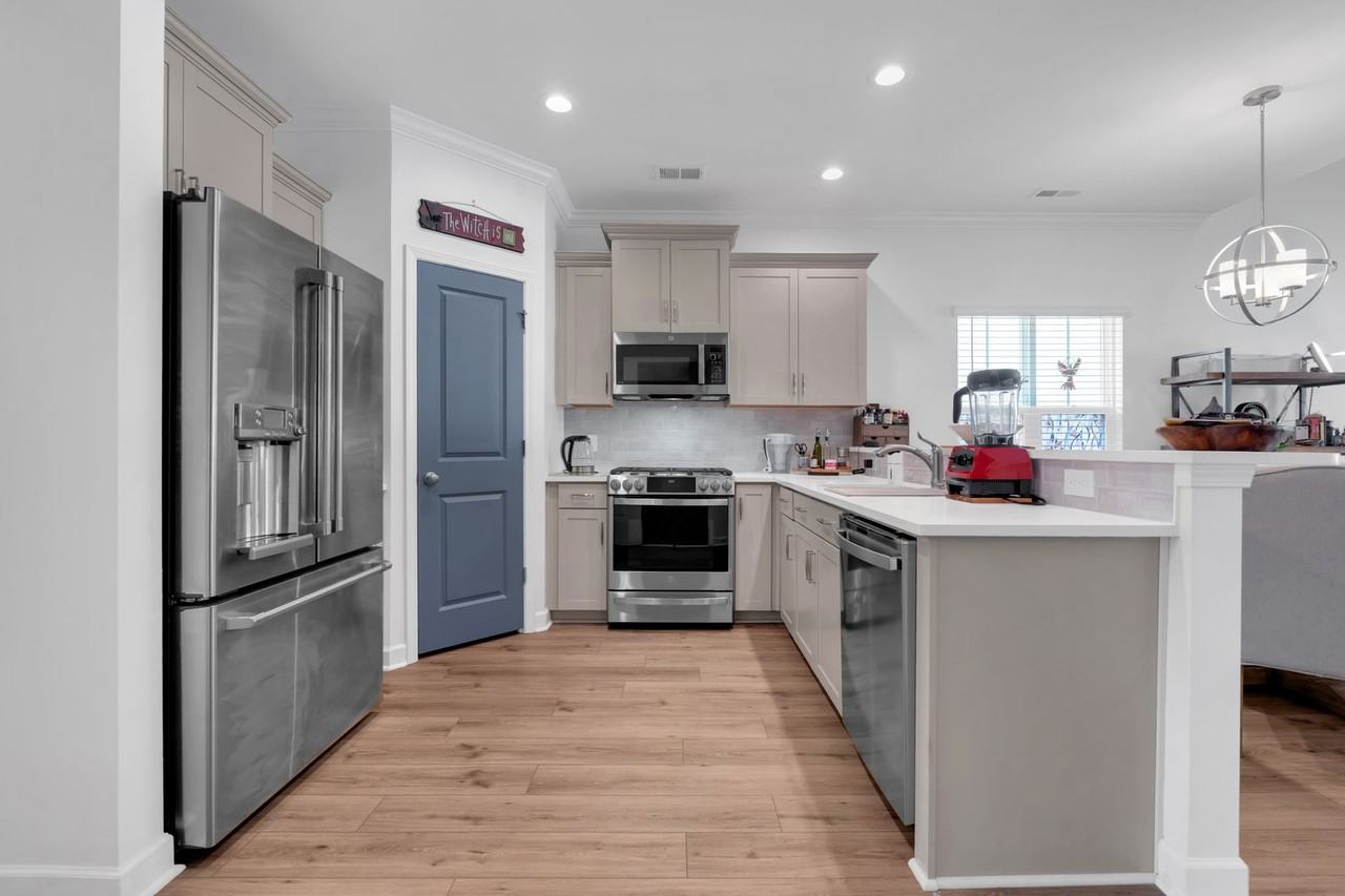 323 Nettle Ln - Photo 7 of 29