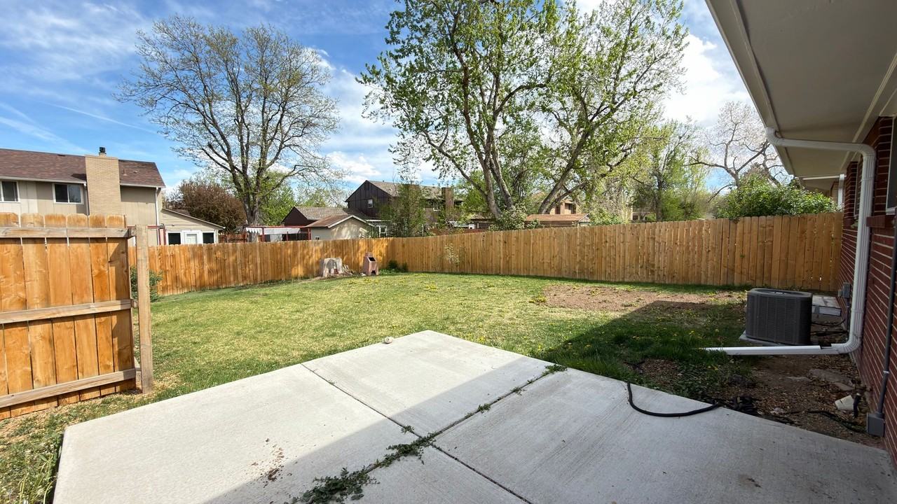 30 S Pierce St - Photo 4 of 28