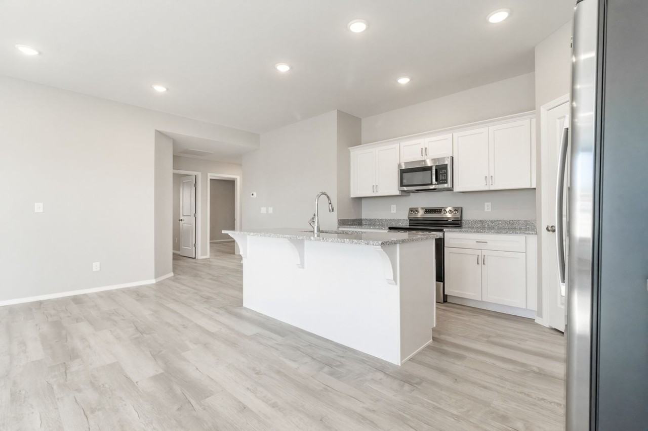 3465 N Nixon Ave - Photo 6 of 18