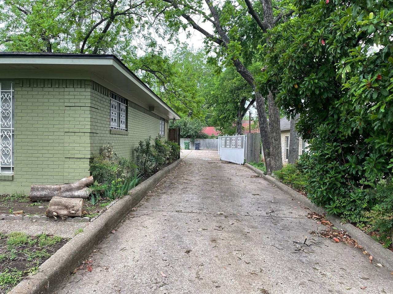 3701 Austin Ave - Photo 3 of 42