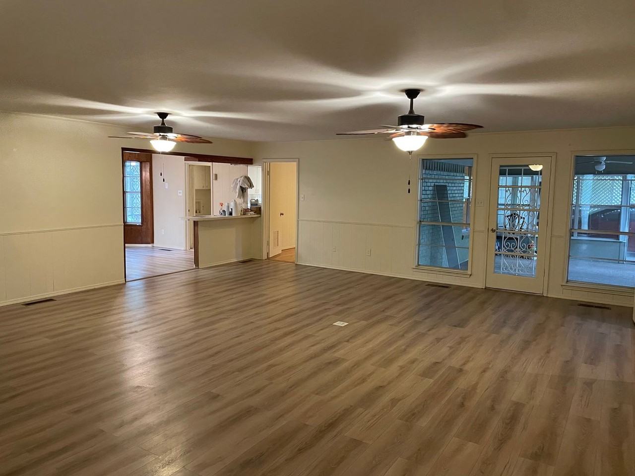 3701 Austin Ave - Photo 7 of 42