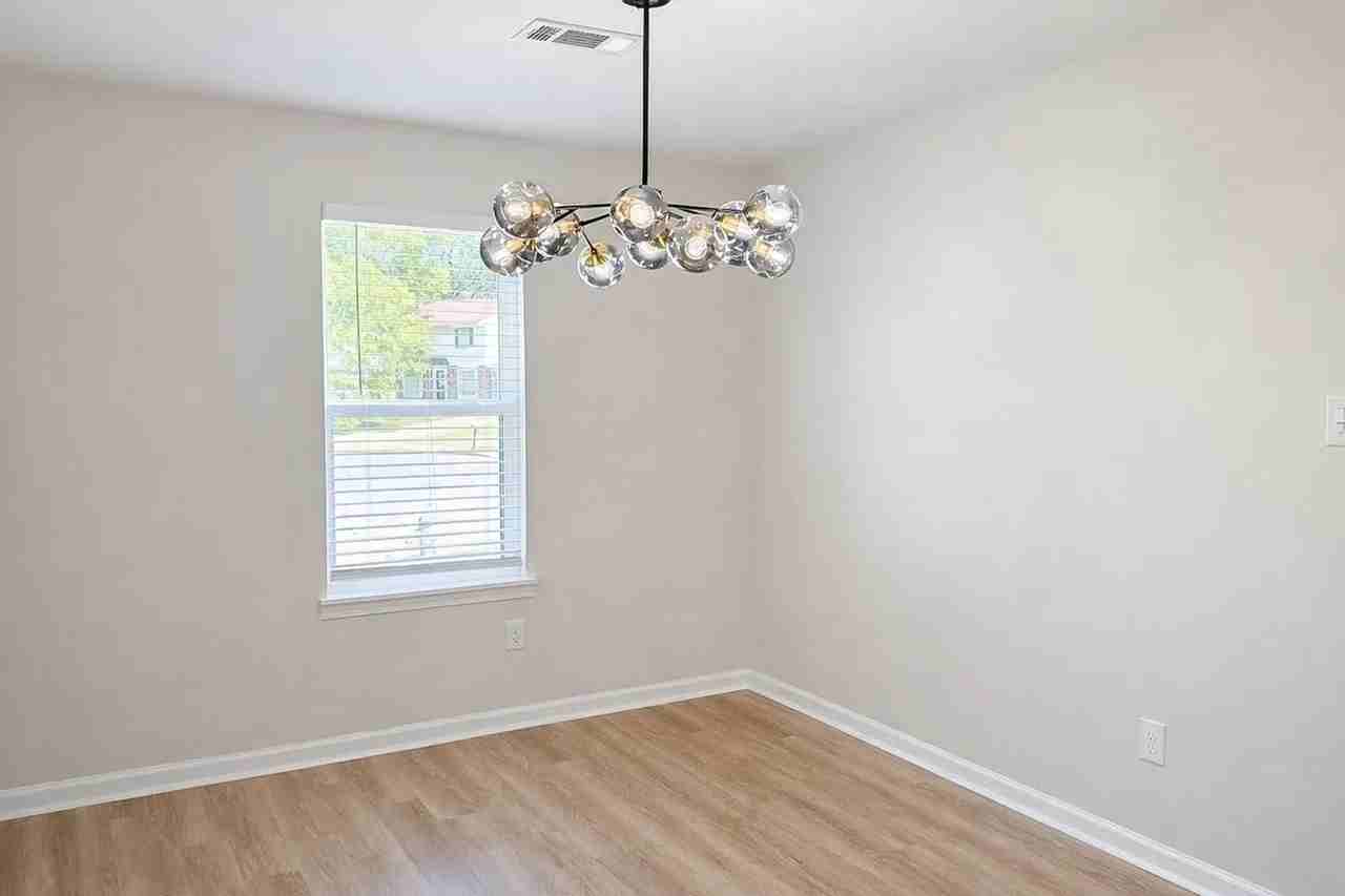 3171 Celt Cv - Photo 3 of 15