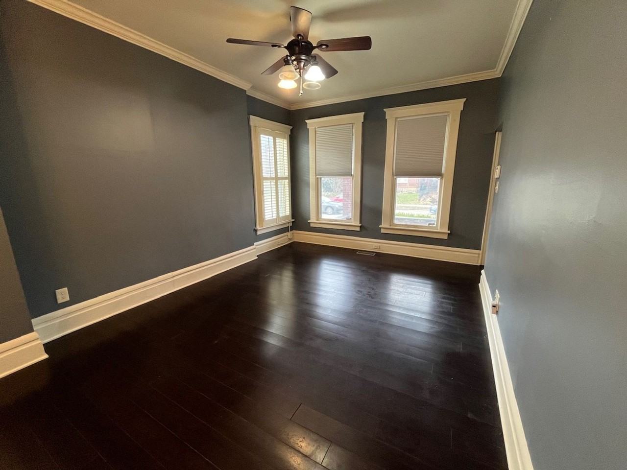 991 Bryden Rd - Photo 5 of 35