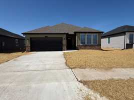 featured image of 3441 N Nixon Ave