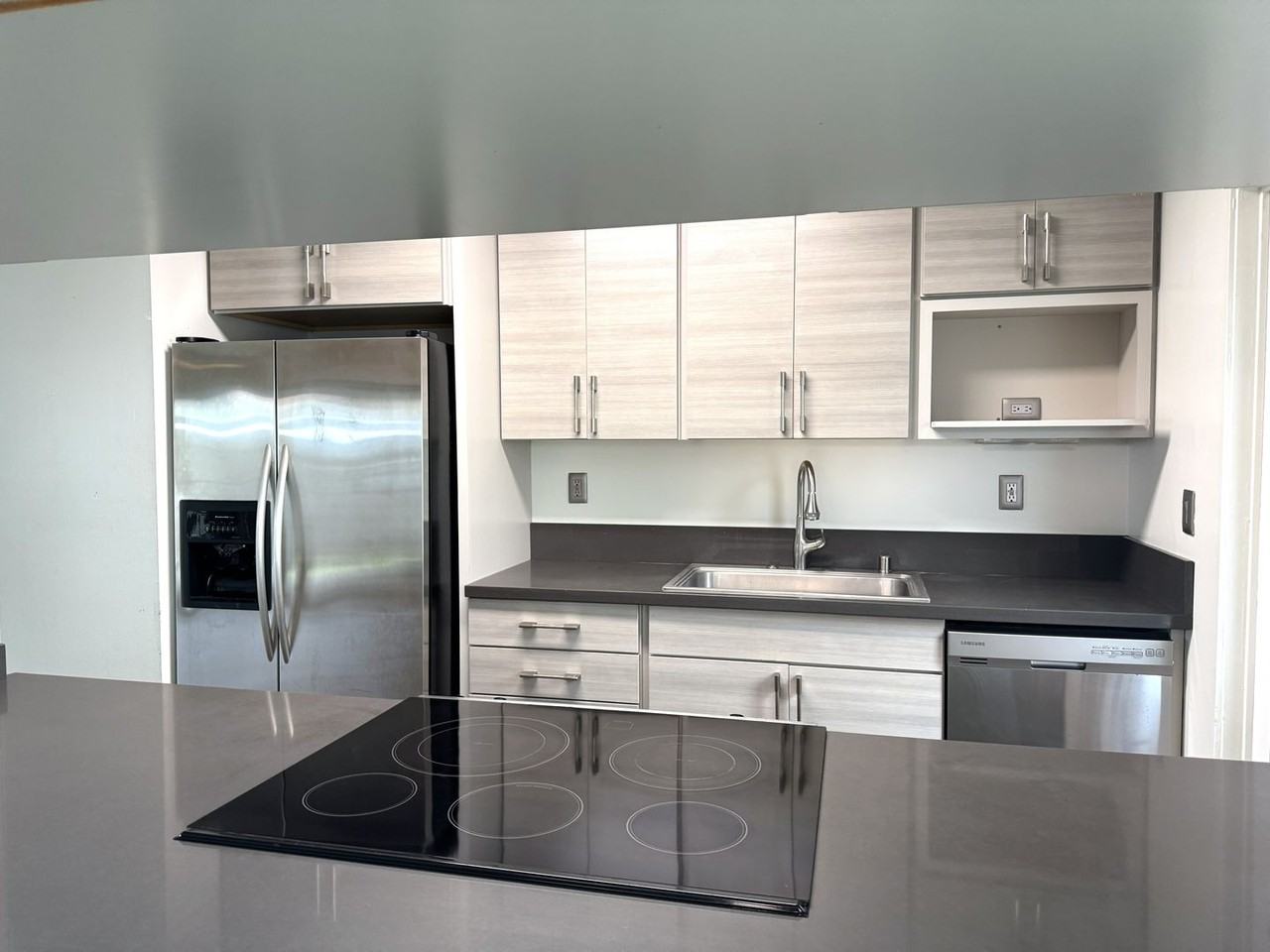 123 Koko Isle Cir #3-302 - Photo 2 of 23