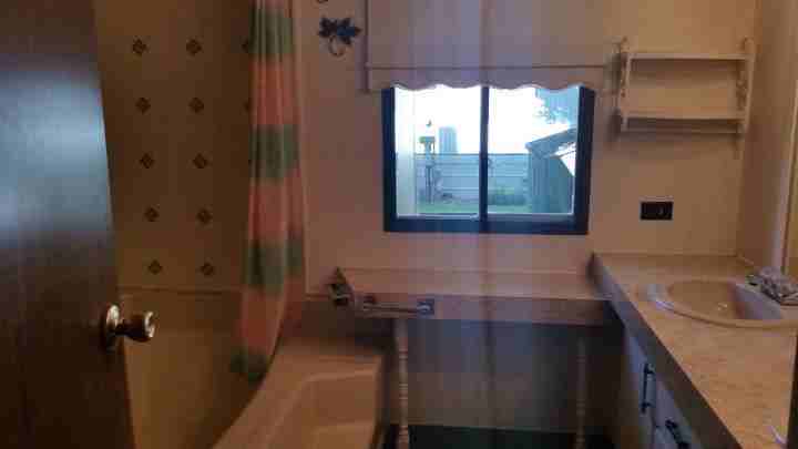 253 Windsor Cir S - Photo 7 of 7