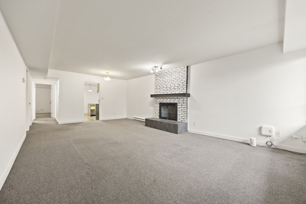 Orwell St & Bond St - Photo 6 of 22