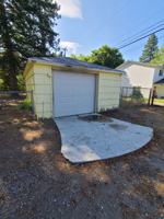 featured image of 111 E 11th Ave