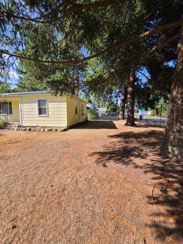 111 E 11th Ave - Photo 2 of 28