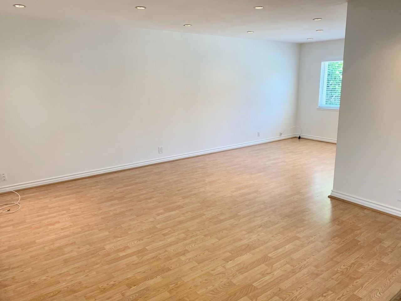 3491 Eboe St - Photo 5 of 46