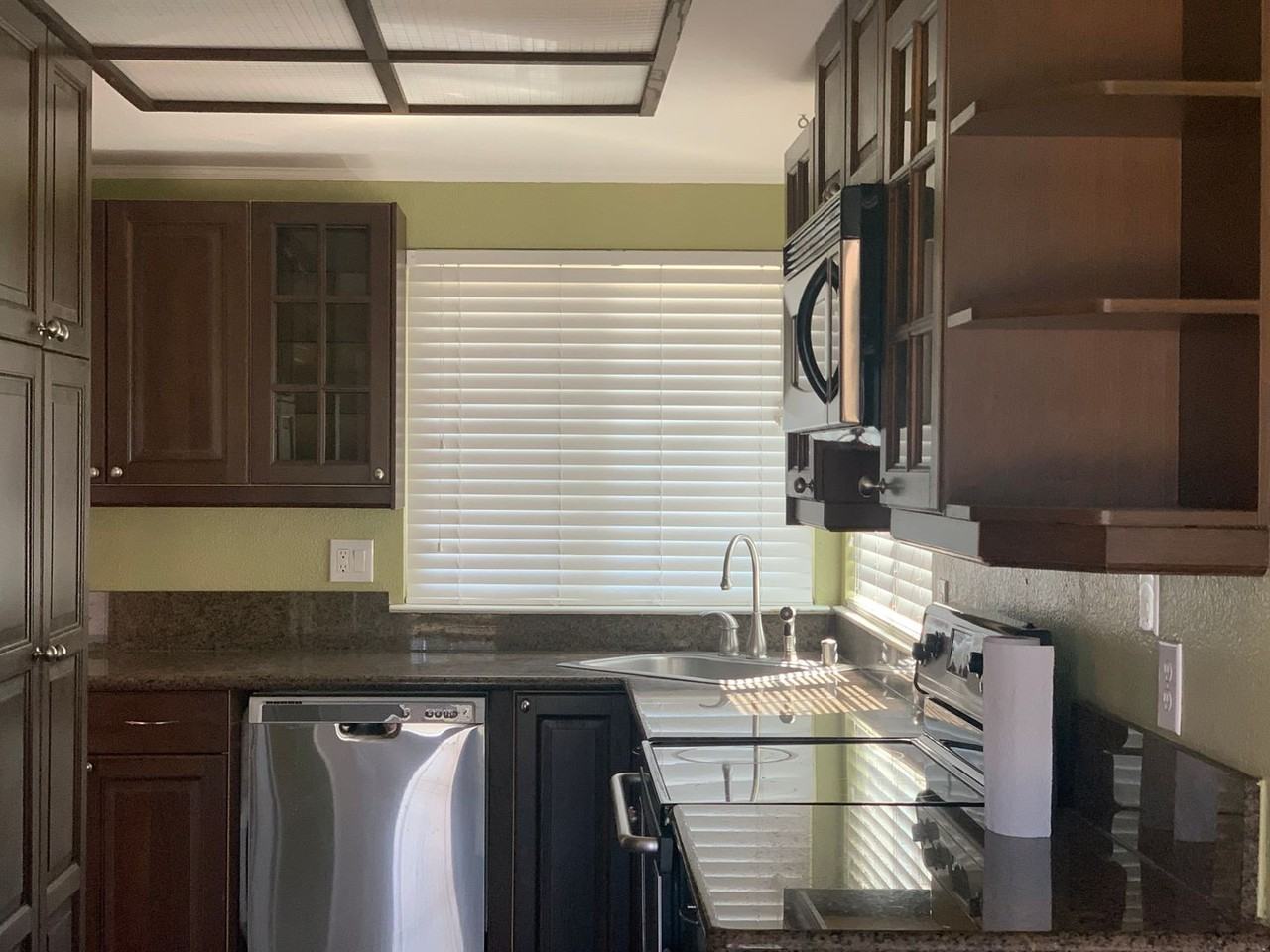 8147 Orange Cove Ct - Photo 4 of 6