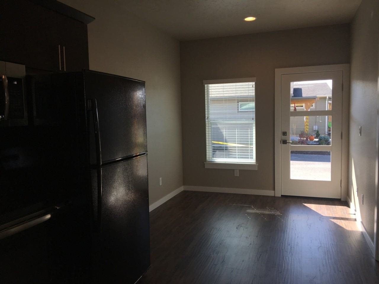 1575 Ne Rumgay Ln #2 - Photo 2 of 11