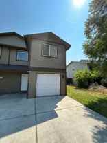 2236 Sw Reindeer Ave - Photo 1 of 1