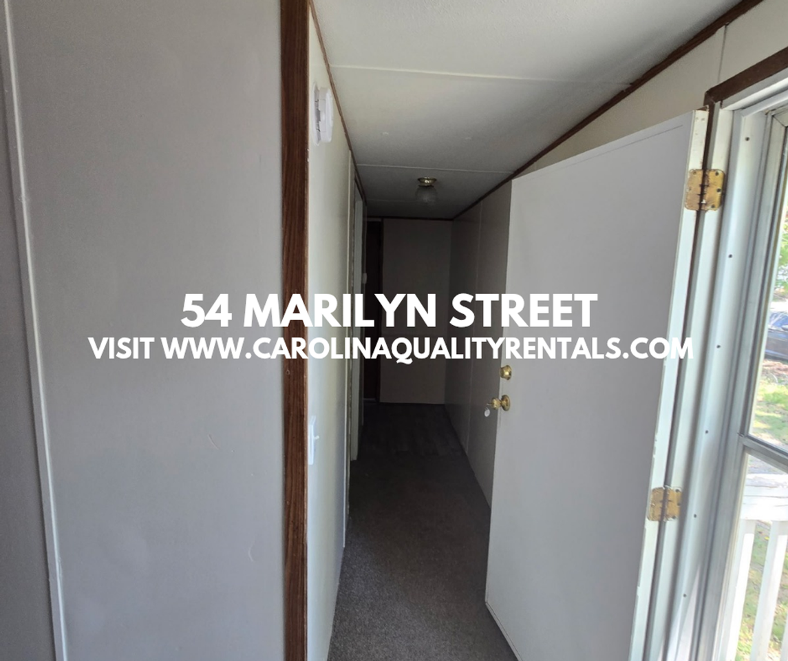 54 Marilyn St - Photo 5 of 12