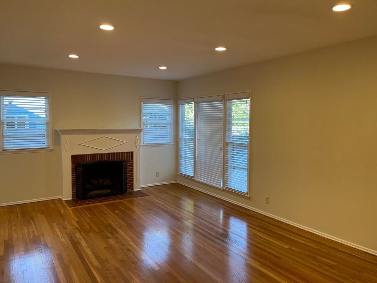 6443 Wynkoop St - Photo 5 of 22