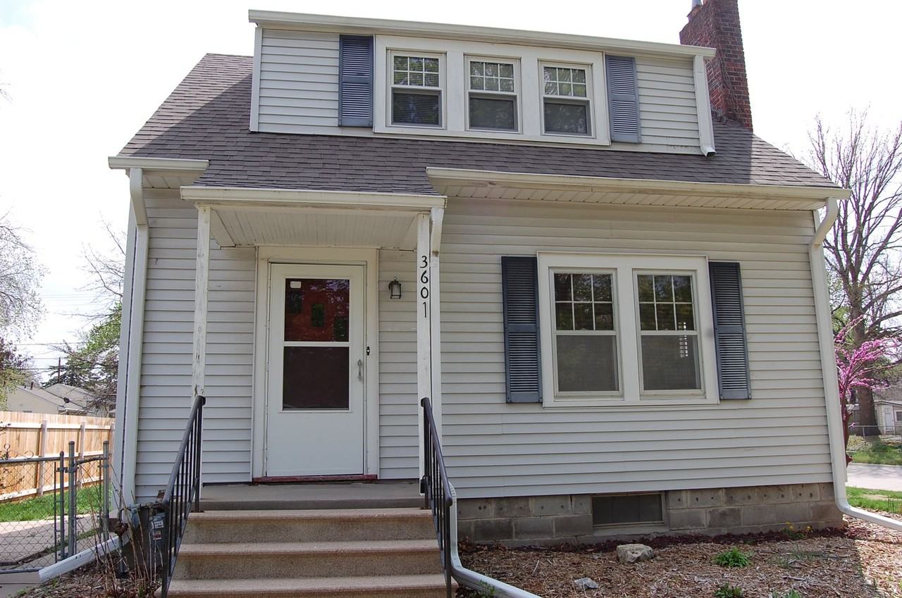 3601 W St - Photo 3 of 29