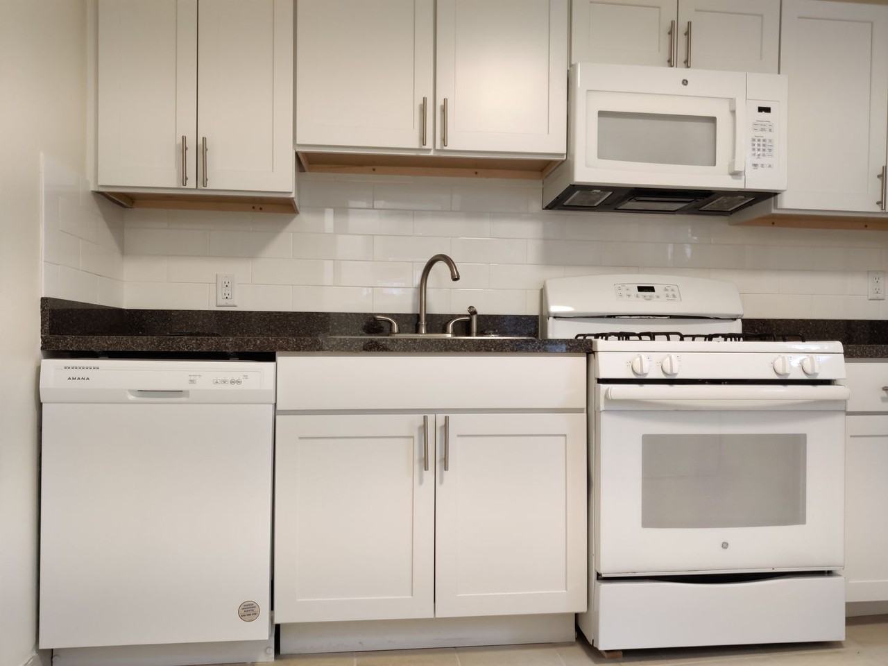 10 Barrows St - Photo 4 of 21