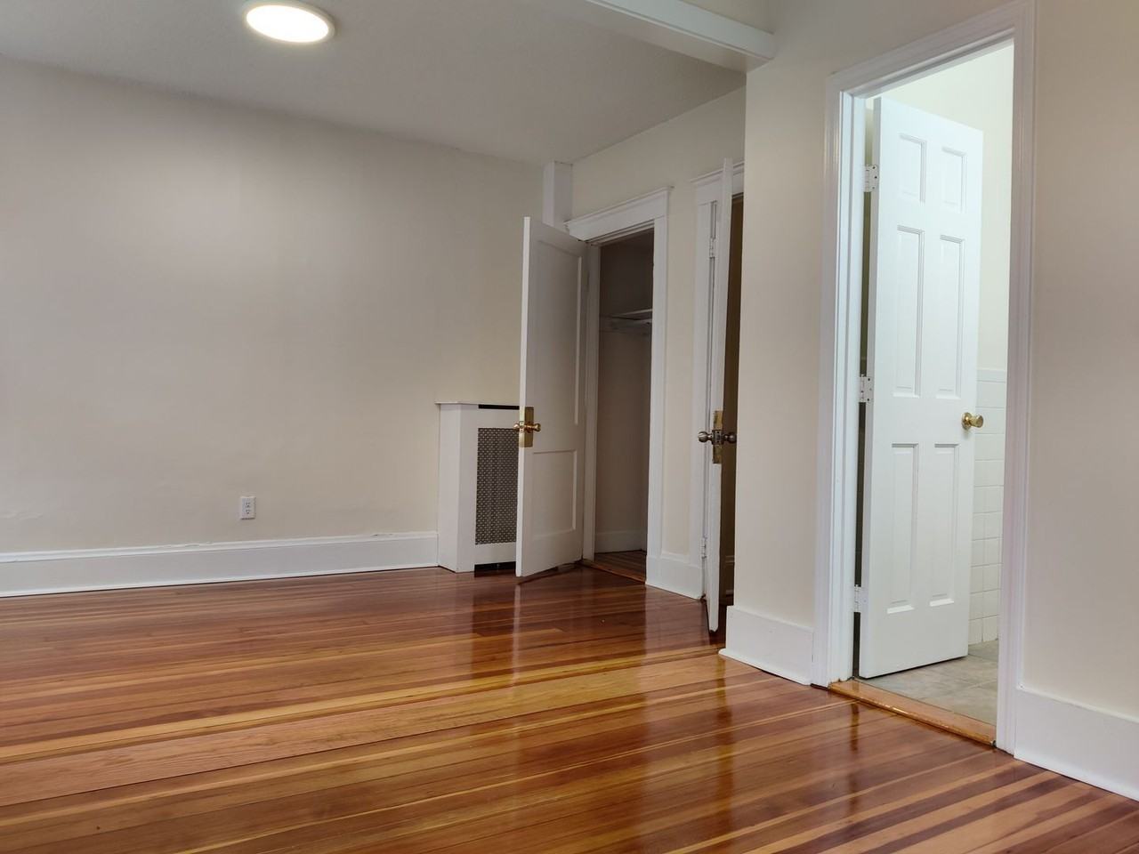 10 Barrows St - Photo 3 of 21