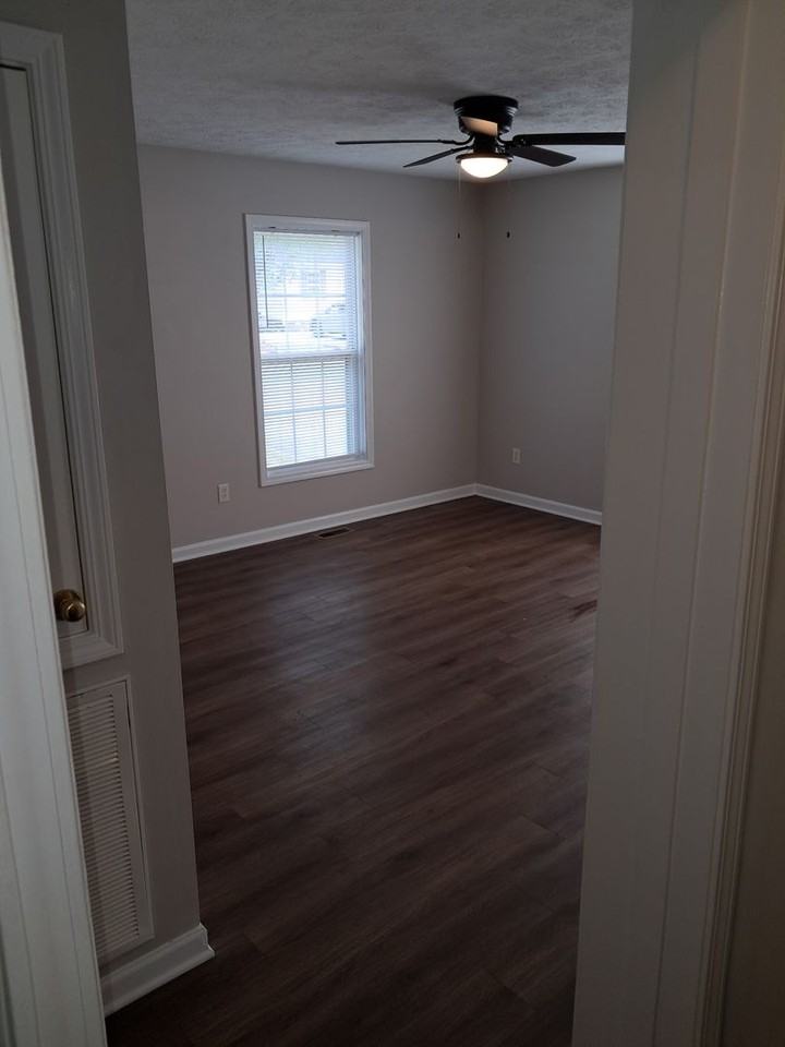 1515 Pollard Ave - Photo 2 of 12